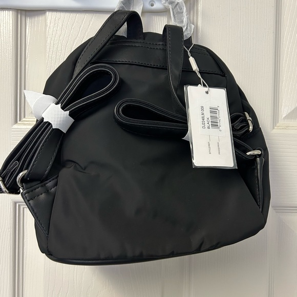 David Jones Paris Mini Backpack - Picture 2 of 7